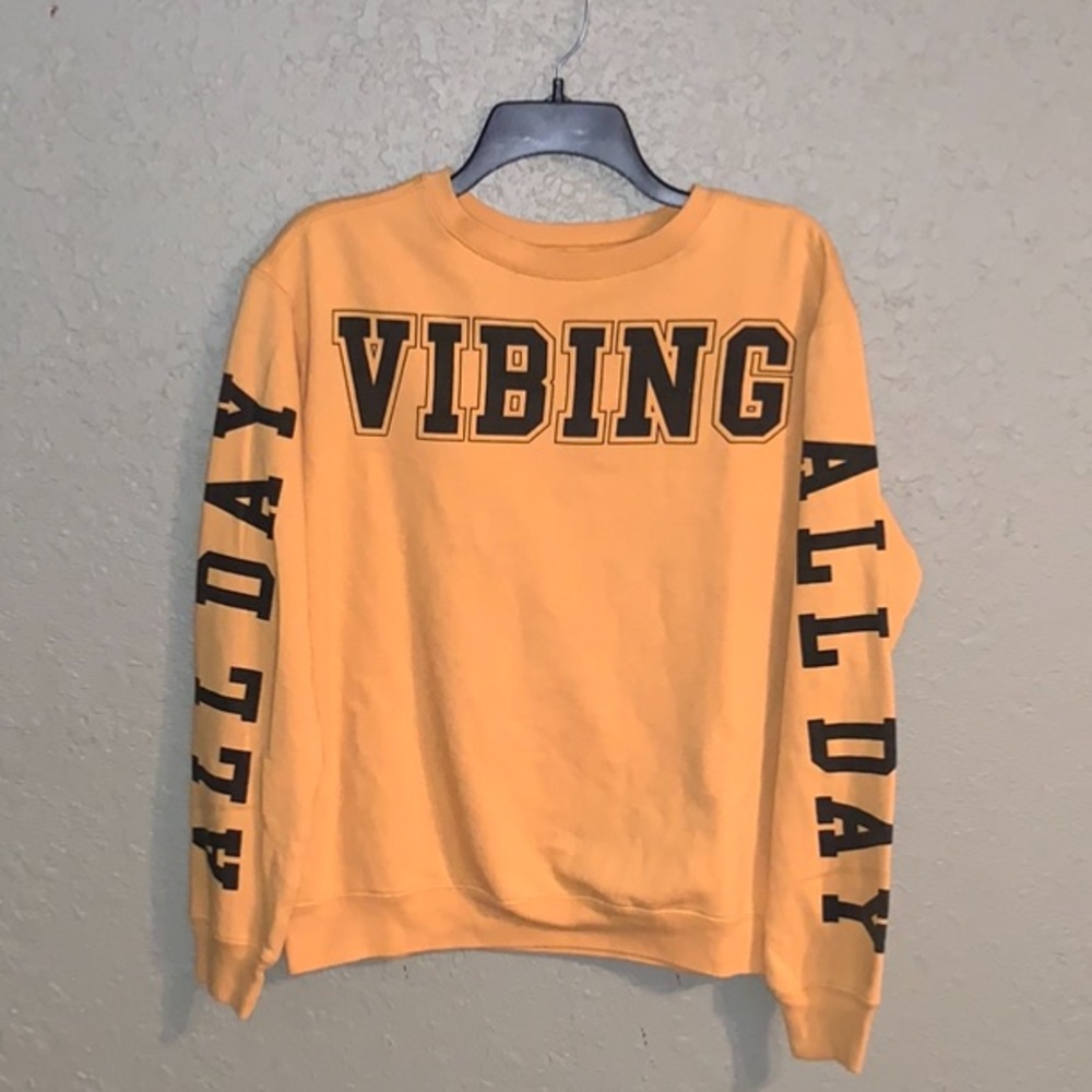 Cold Crush Sweater💛